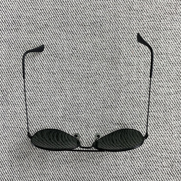 Ray Ban Black Aviator Sunglasses - Picture 6 of 7